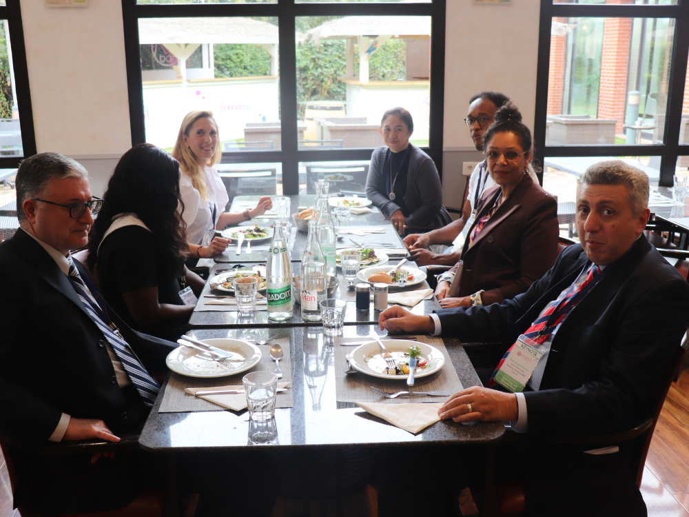 Gynecology-Conference-All Participants-Liunch Break-Noveltics-Group